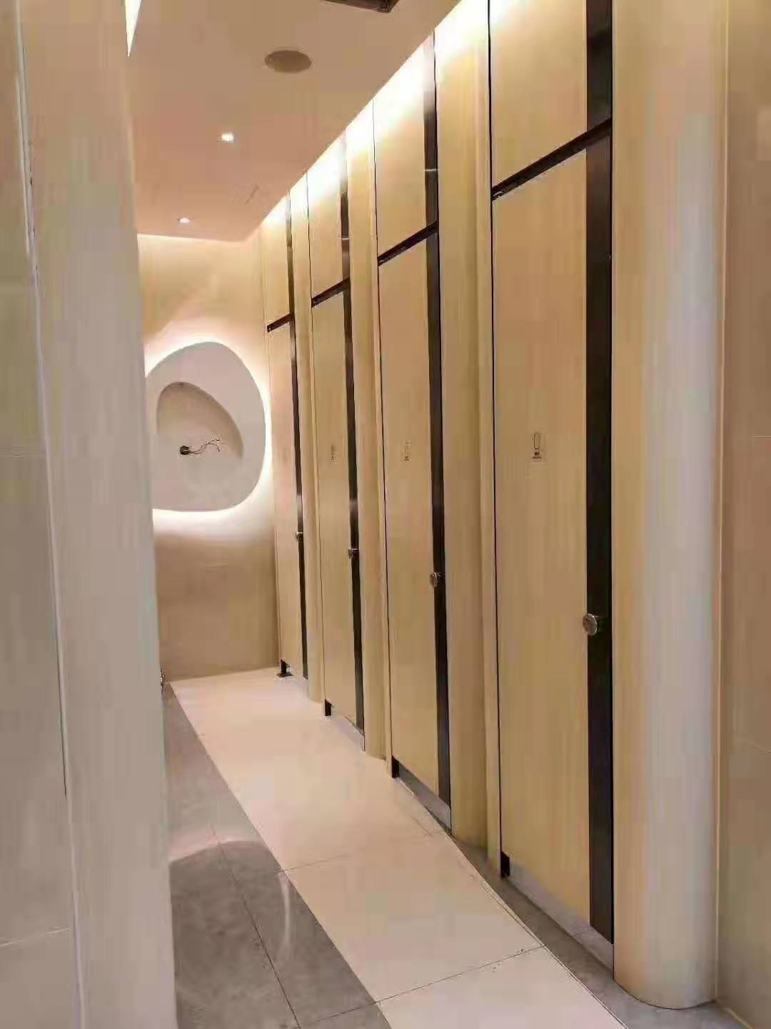 餐廳衛(wèi)生間隔斷 提升顧客體驗的關鍵細節(jié)